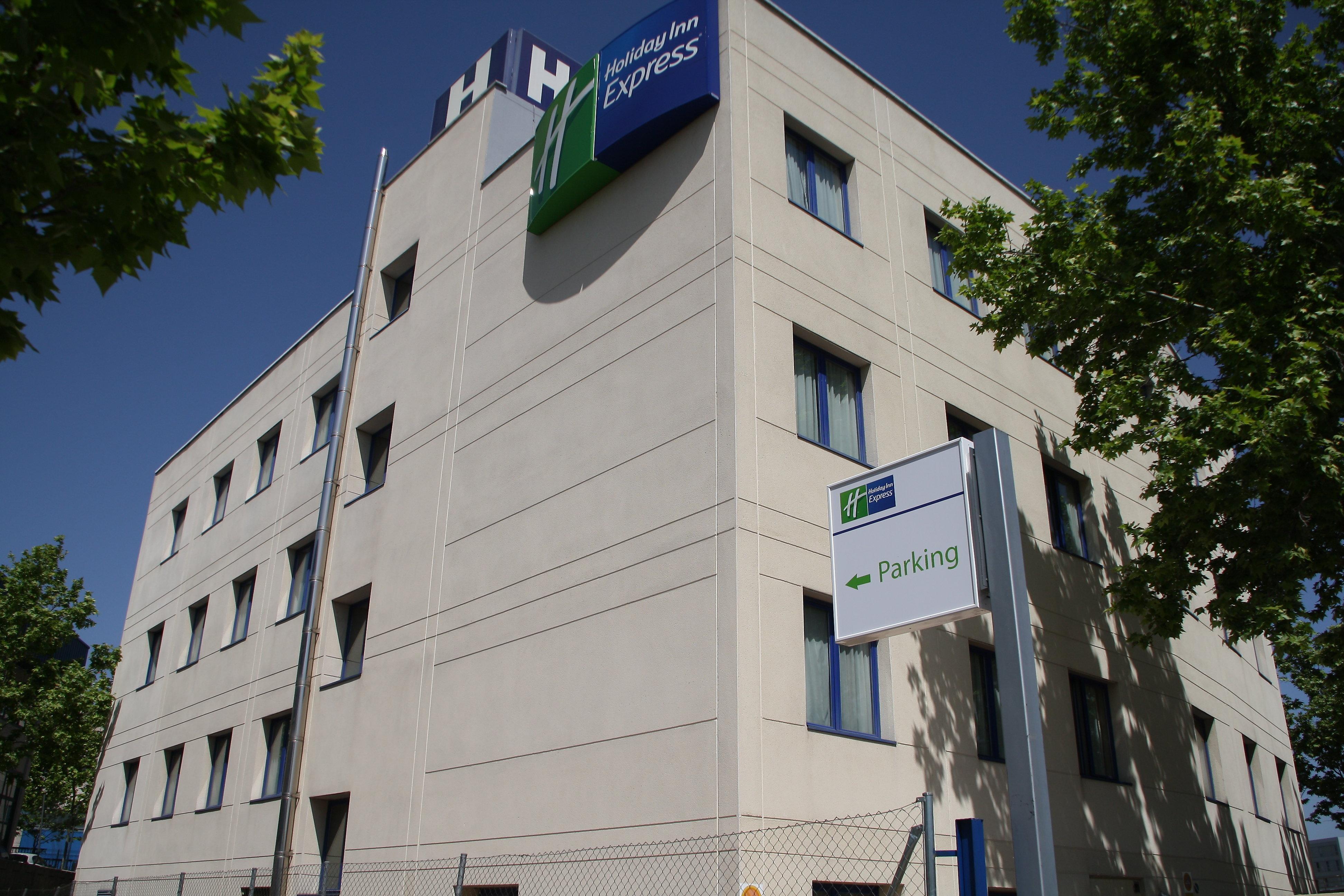 Holiday Inn Express San Sebastian De Los Reyes By Ihg Exterior photo